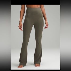 Lululemon Groove High Rise Flare leggings leggings